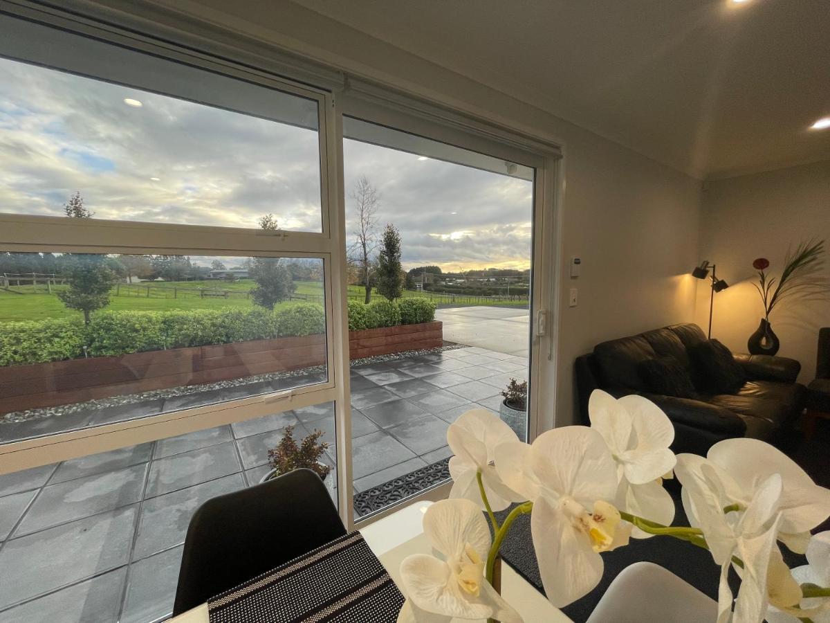 Veld View Bed And Breakfast Tuakau エクステリア 写真